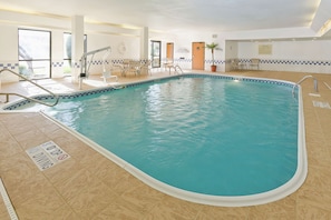Indoor pool, pool loungers