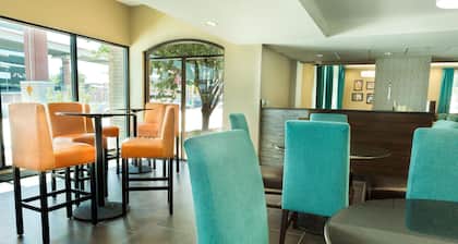 Pear Tree Inn San Antonio Airport
