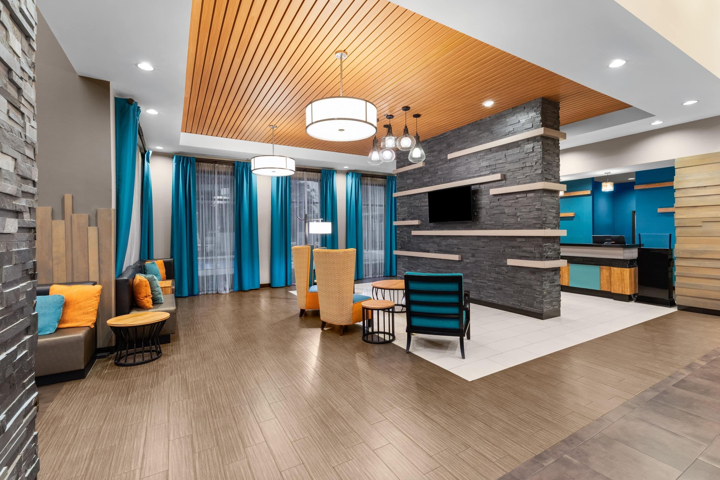Photo - Heritage Inn & Suites San Antonio Airport, Trademark Wyndham
