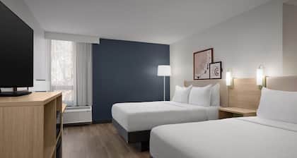 Spark by Hilton Denver East I 70