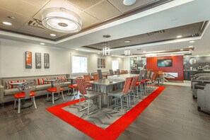 Desayuno buffet incluido todos los días 