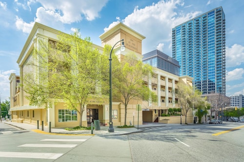 Inn at the Peachtrees, an Ascend Collection Hotel