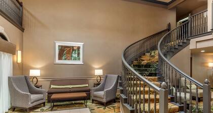 Quality Suites Sherman