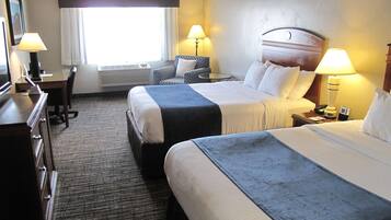 Materassi a doppio strato, cassaforte in camera, una scrivania