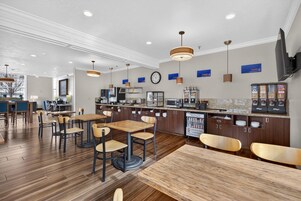 Free daily buffet breakfast