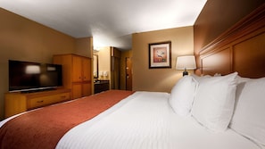 Standard Room, 1 King Bed, Accessible, Bathtub | Desk, iron/ironing board, free cots/infant beds, free WiFi