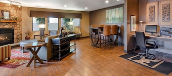 Best Western Plus Deer Park Hotel & Suites