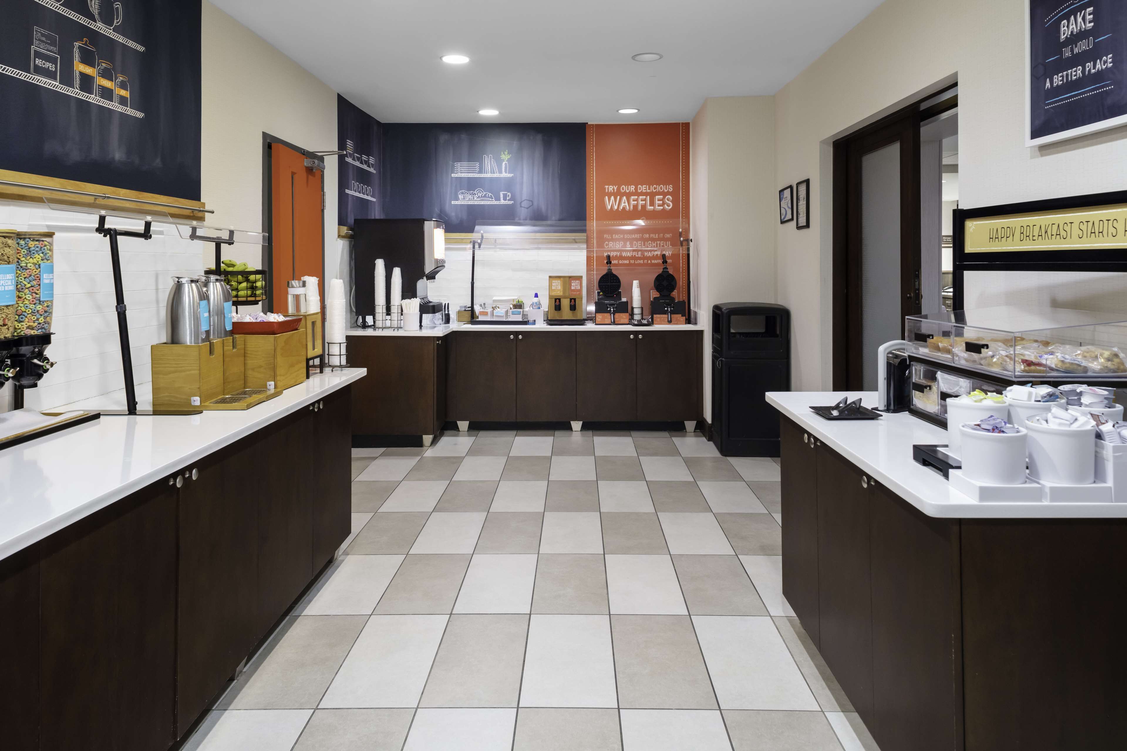 free daily on-the-go breakfast