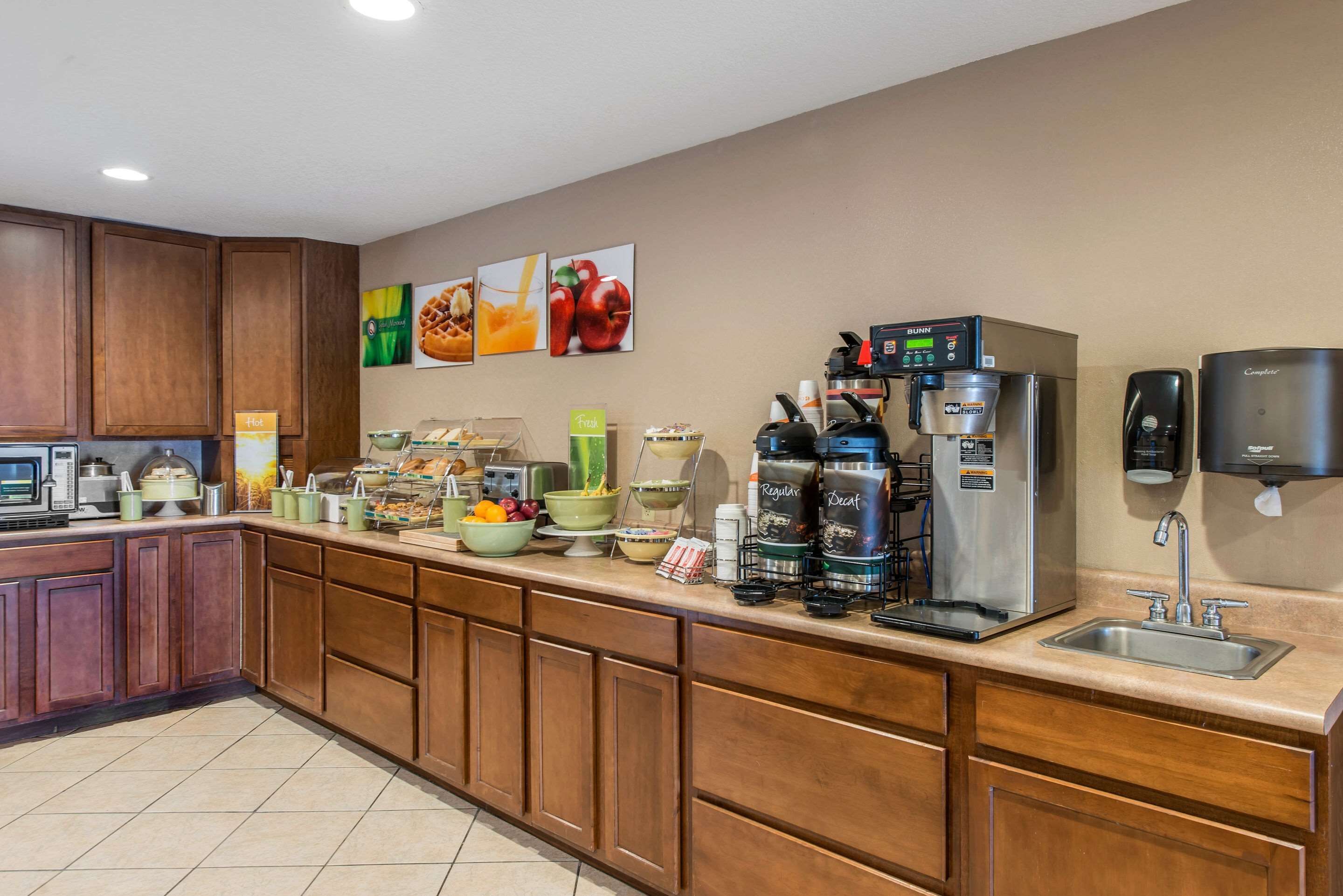 Petit déjeuner continental compris tous les jours