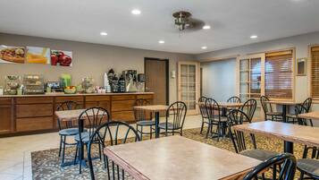 Desayuno continental incluido todos los días