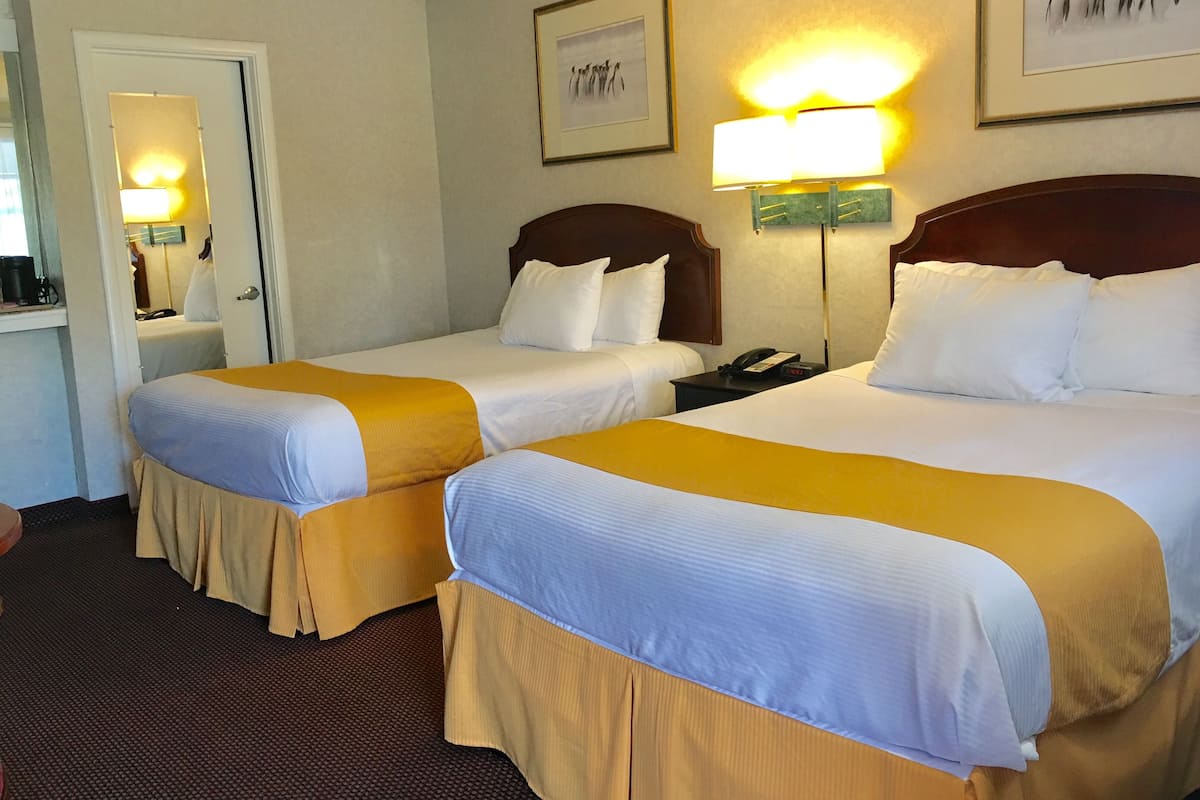 Double Room, 2 Double Beds