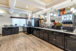 Desayuno buffet incluido todos los días 