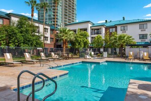 Outdoor pool, pool loungers