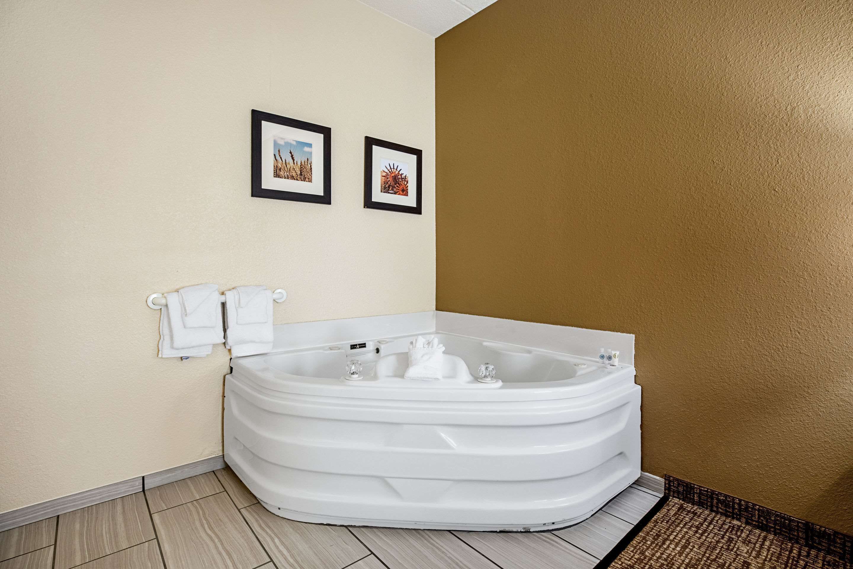 Photo - Comfort Inn Indianapolis North - Carmel