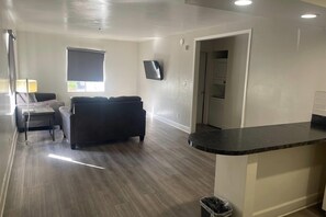 Apartment, 2 Bedrooms, Non Smoking | Premium bedding, down comforters, pillowtop beds, individually furnished