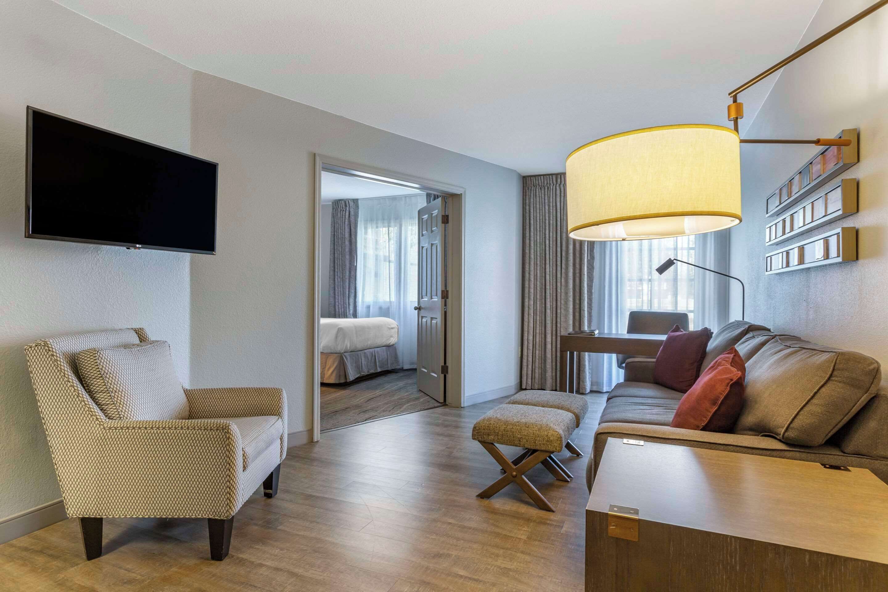 suite, 2 double beds, sofa, wet bar, non-smoking | 1 bedroom, premium bedding, pillow-top beds, minibar