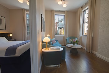 Suite, 1 King Bed with Sofa bed (Tribeca) | Frette Italian sheets, hypo-allergenic bedding, in-room safe, desk at The Frederick Hotel