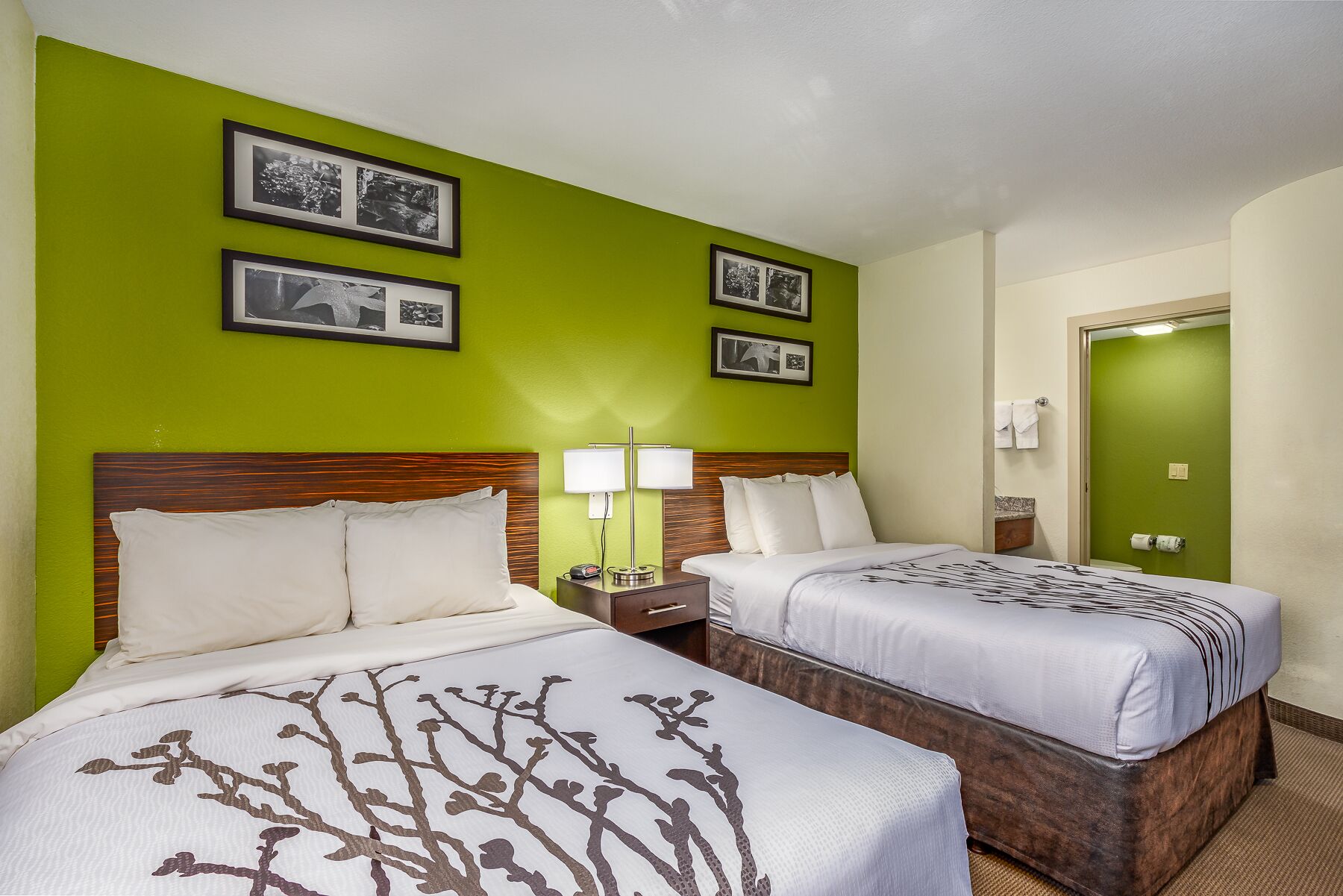 standard double room, 2 double beds | 1 bedroom, premium bedding, in-room safe, desk