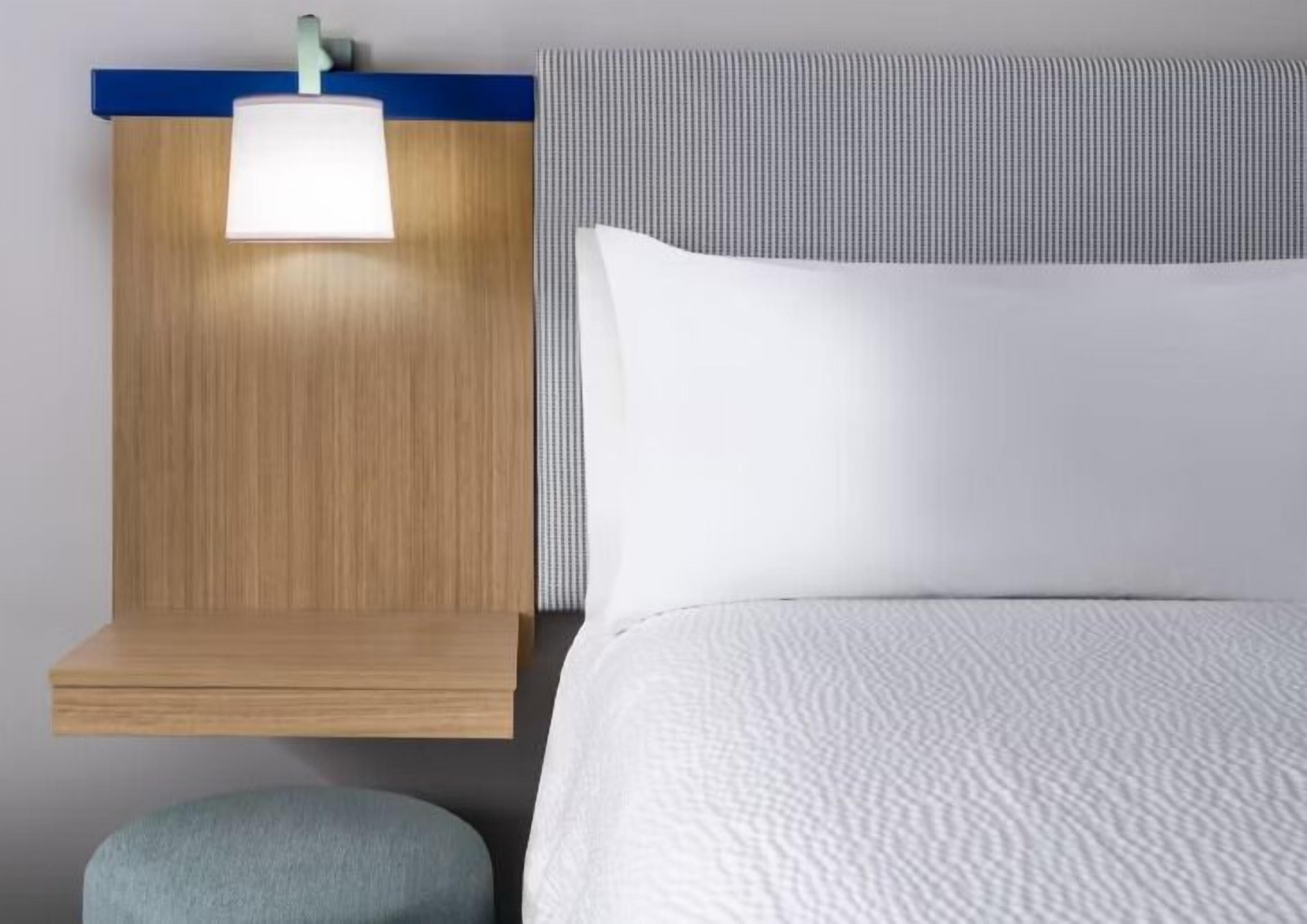 Habitación estándar, 1 cama King size | Ropa de cama de alta calidad y caja de seguridad en la habitación 