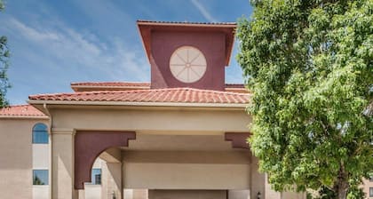 Quality Inn & Suites Albuquerque West