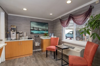 Coffee service at SOMA Park Inn – Civic Center