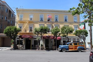 Exterior - San Remo Hotel (San Francisco)
