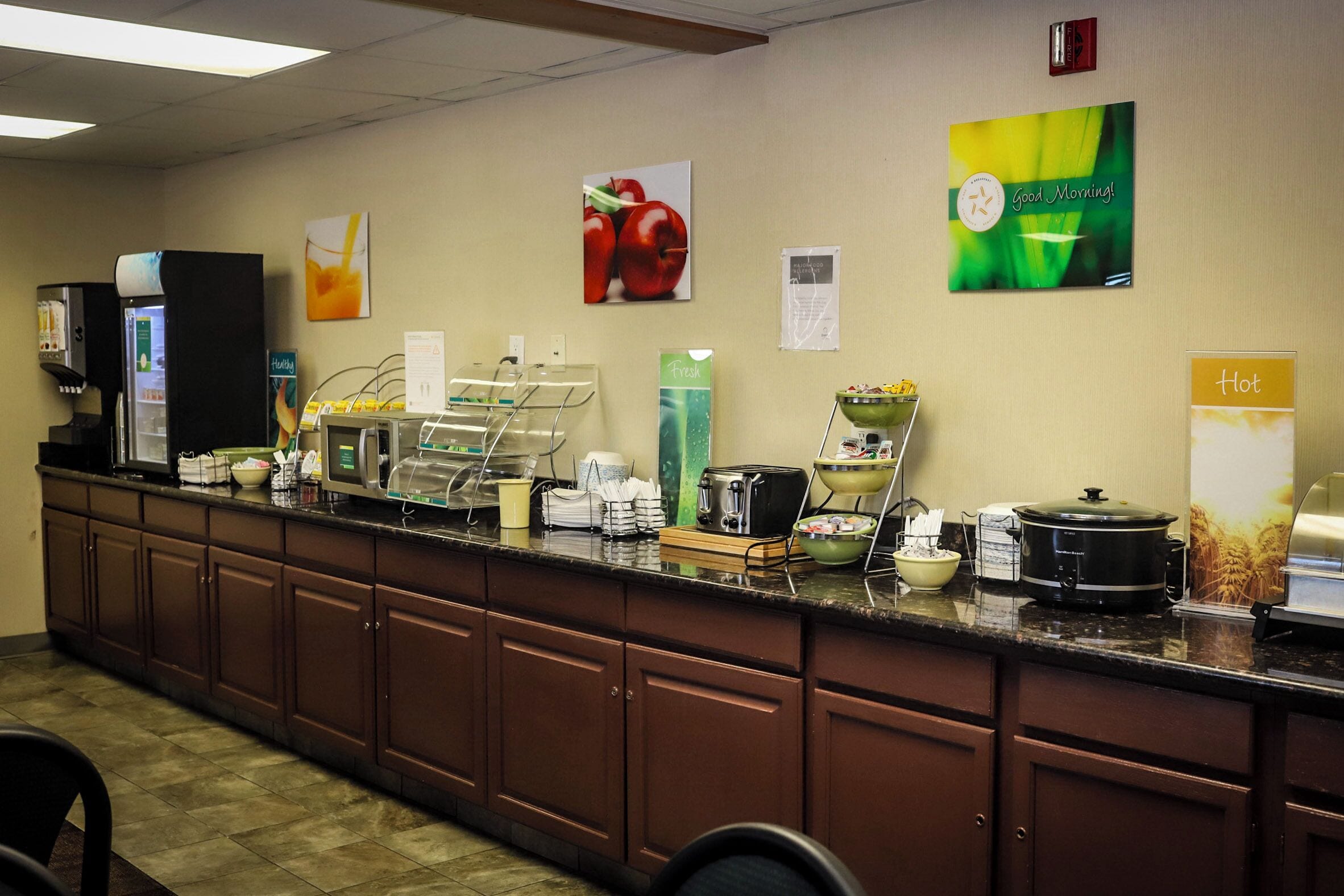 free daily buffet breakfast