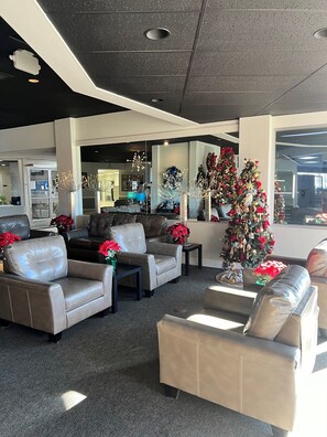 Lobby sitting area - Satellite Hotel (Colorado Springs)