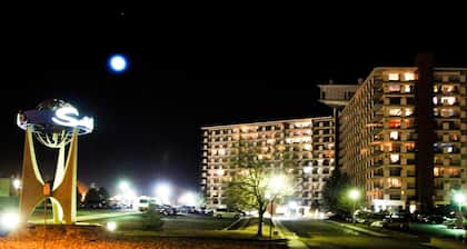 Satellite Hotel