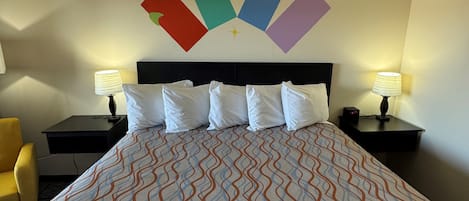 Deluxe-sviitti, 1 suuri parisänky | Työpöytä, kannettavalle tietokoneelle sopiva työtila