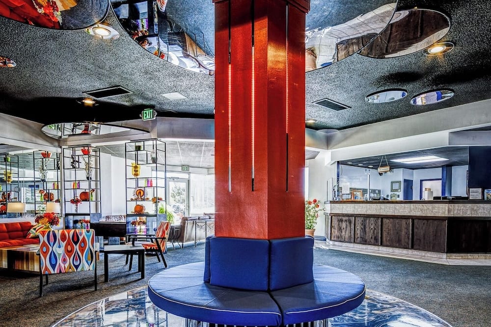 Satellite Hotel