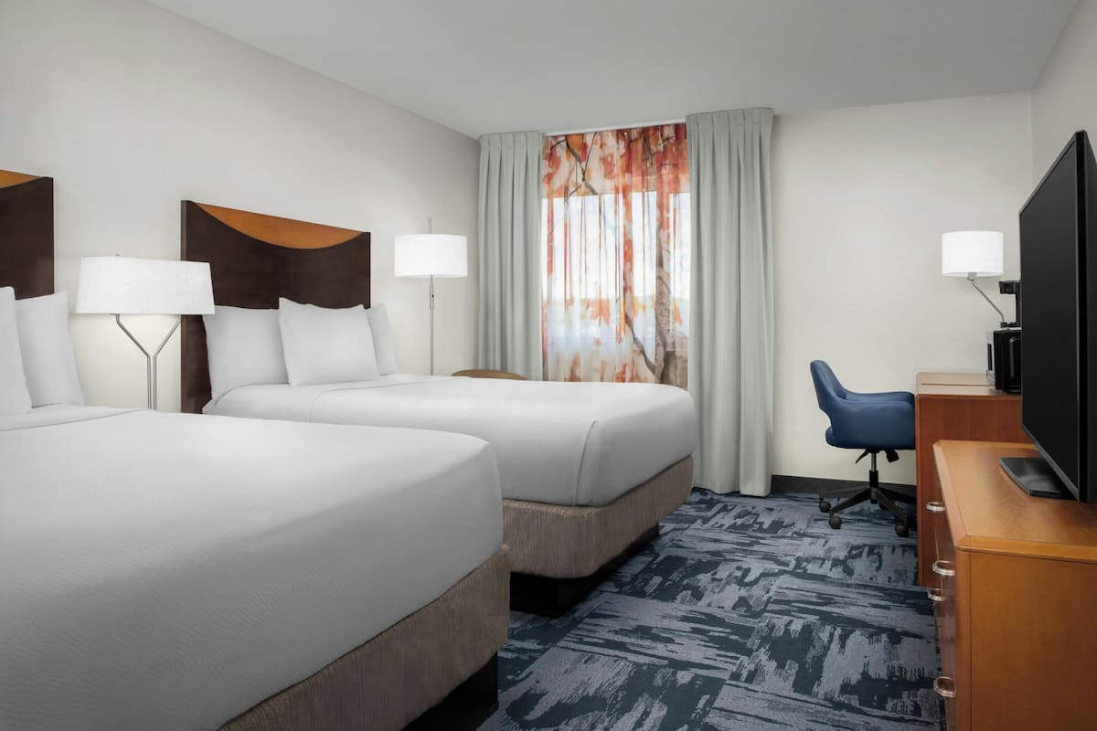 In-room safe, desk, laptop workspace, blackout drapes