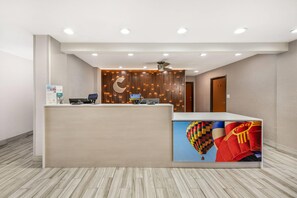 Lobby - Comfort Suites Albuquerque/North Journal Center (Albuquerque)