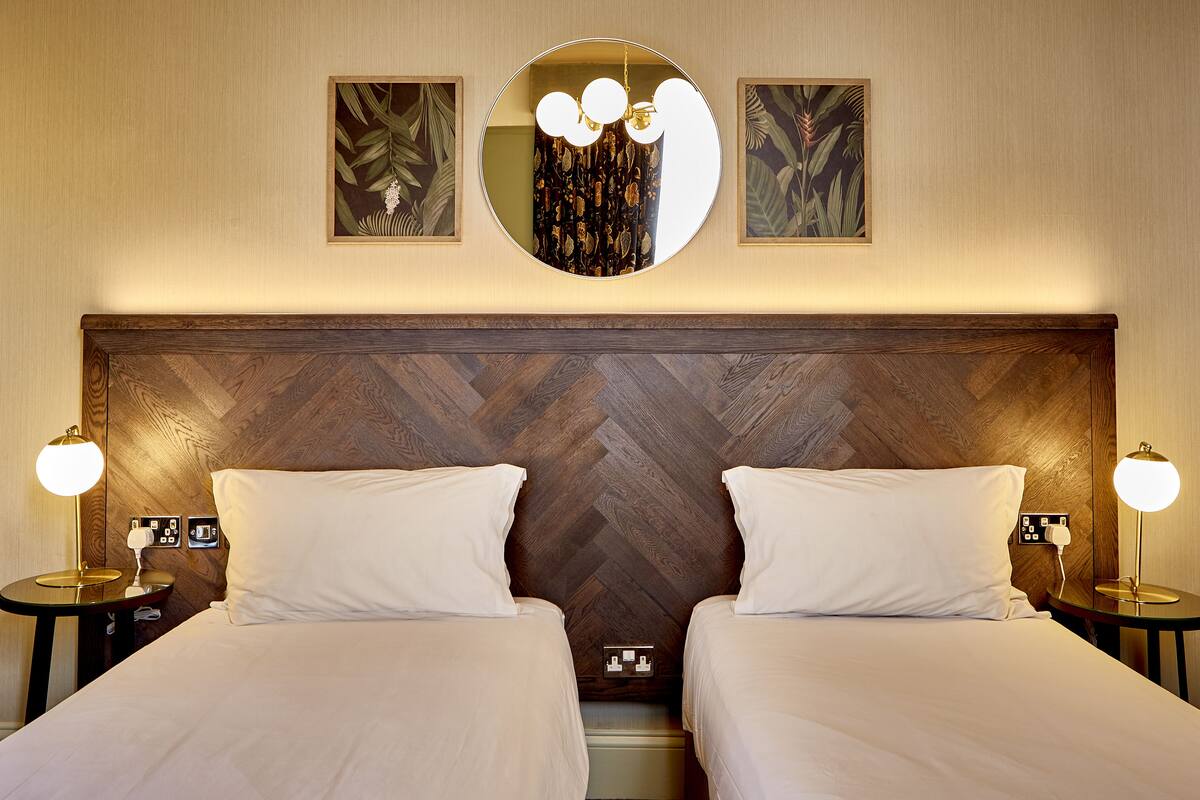 boutique double or twin room | 1 bedroom, desk, iron/ironing board, free wifi