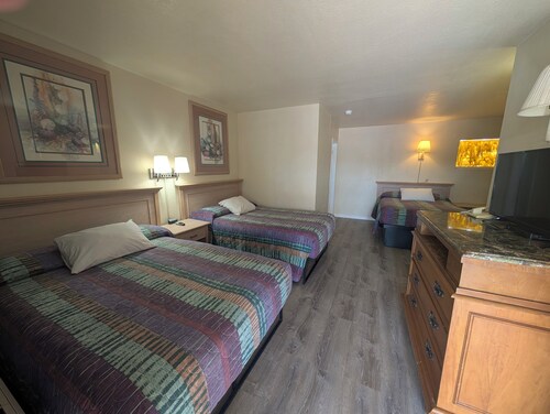 Economy Inn Safford