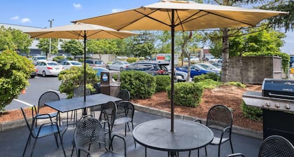 Quality Inn & Suites Silverdale Bangor - Keyport