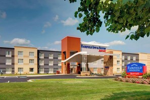 Exterior - Fairfield Inn & Suites by Marriott Madison West/Middleton (Middleton)