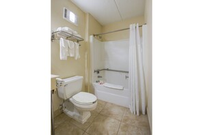 Room, 1 King Bed, Accessible | Bathroom