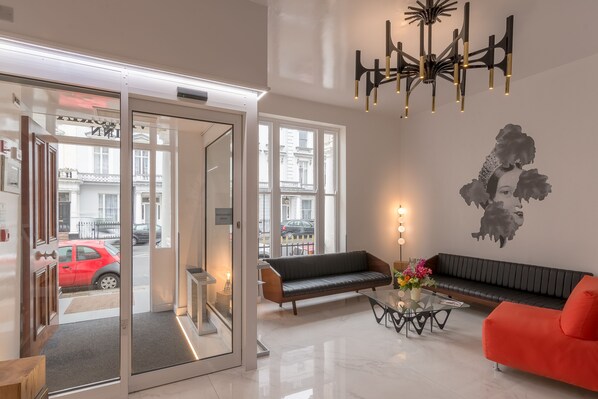 บริเวณประตูทางเข้า