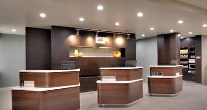 Courtyard by Marriott Charlotte Airport LoSo
