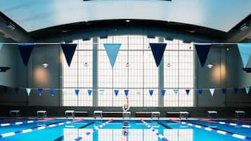 2 piscine coperte, piscina all'aperto