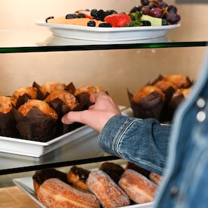 Colazione continentale inclusa, servita tutte le mattine 
