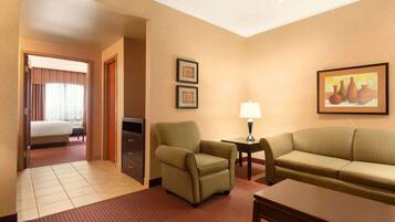 Skrivbord, mörkläggningsgardiner, strykjärn/strykbräda och gratis wi-fi