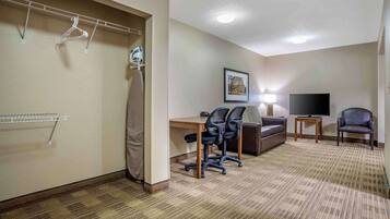 Desk, iron/ironing board, free WiFi, bed sheets