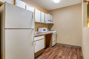 Zimmer, 1 Queen-Bett und Schlafsofa, barrierefrei, Nichtraucher