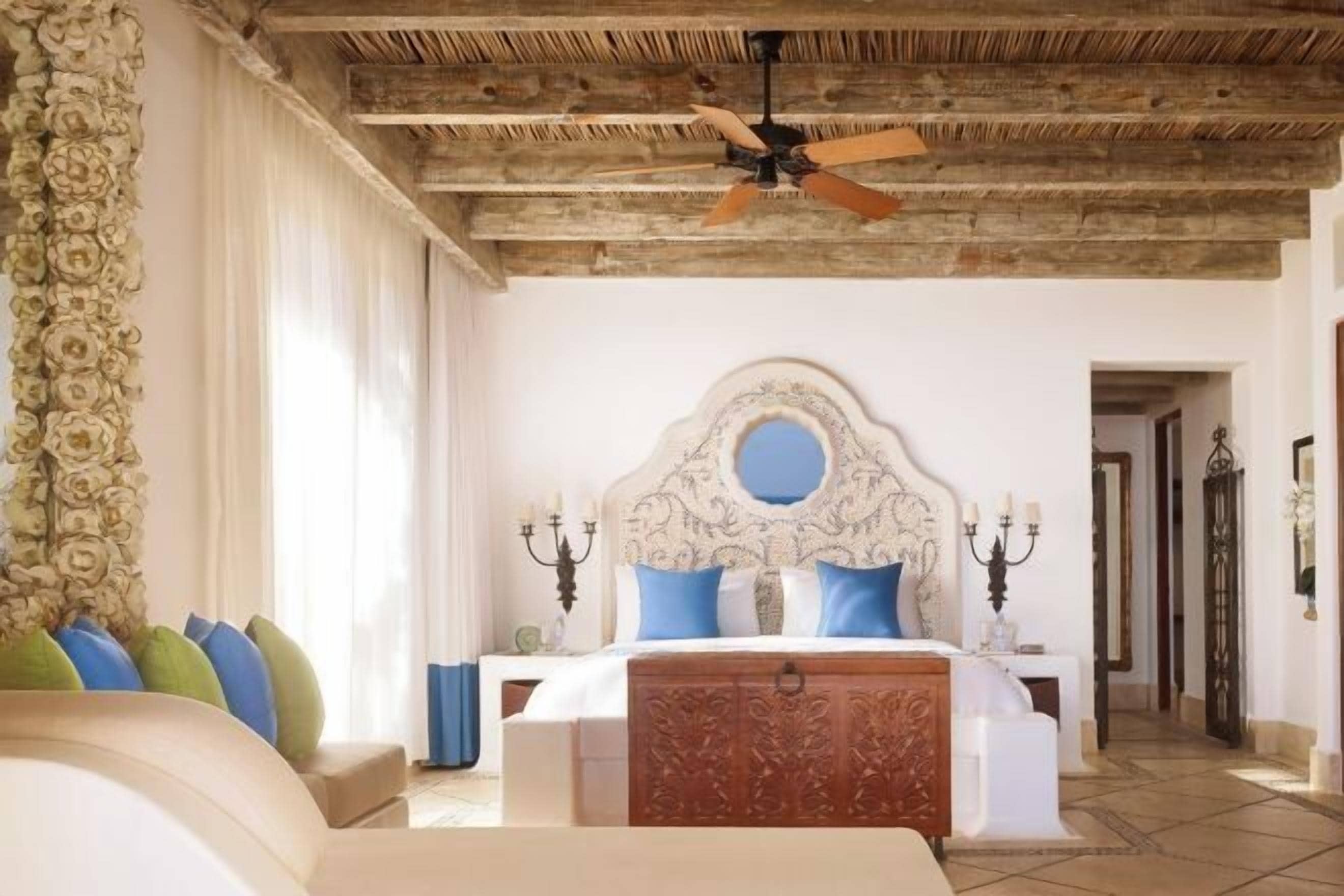 Egyptian cotton sheets, premium bedding, down duvets, pillow-top beds