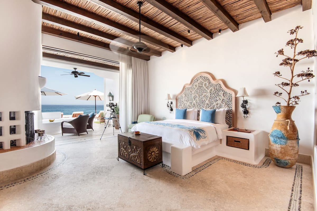 Beach/ocean view