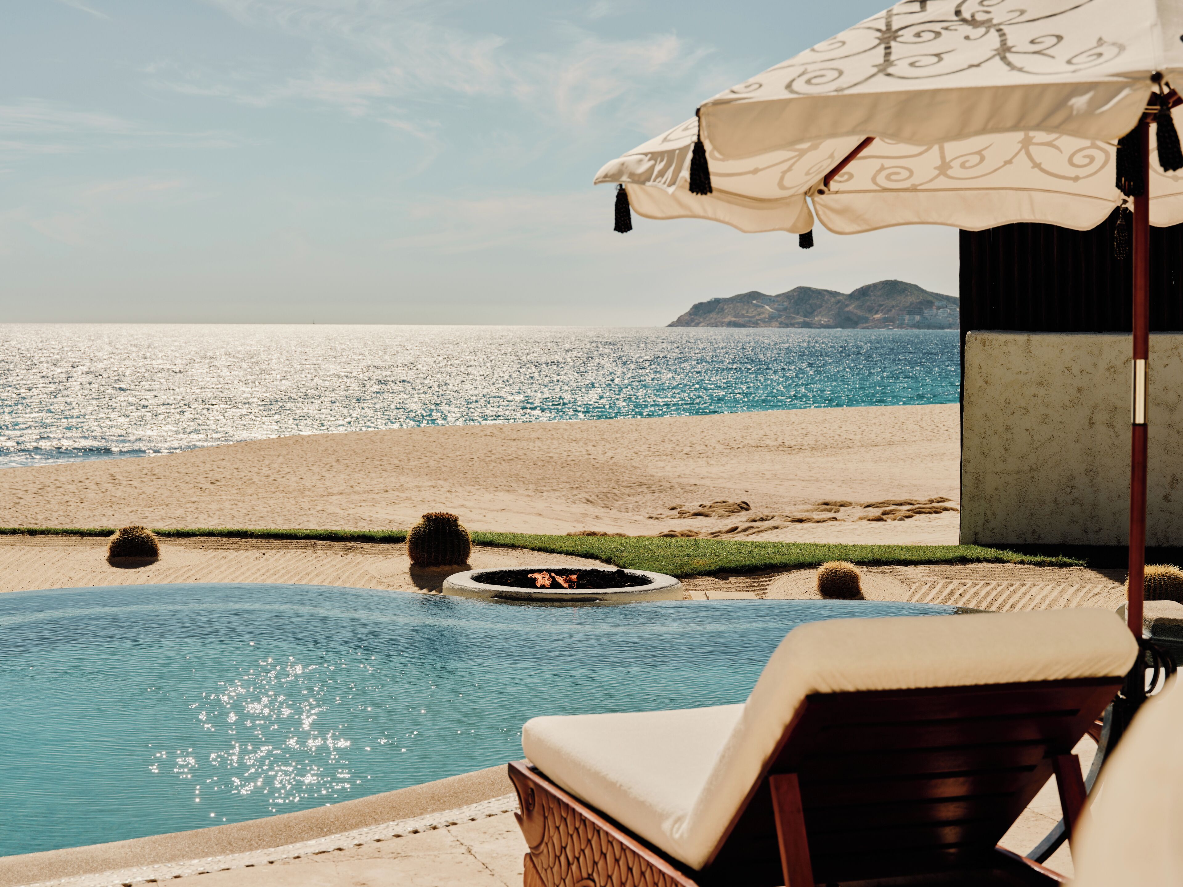 One Bedroom Oceanfront Villa | Utsikt mot havet/stranden