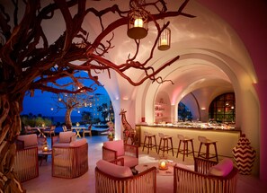 5 restaurants; breakfast, lunch and dinner served  - Las Ventanas al Paraiso, A Rosewood Resort (San José del Cabo)
