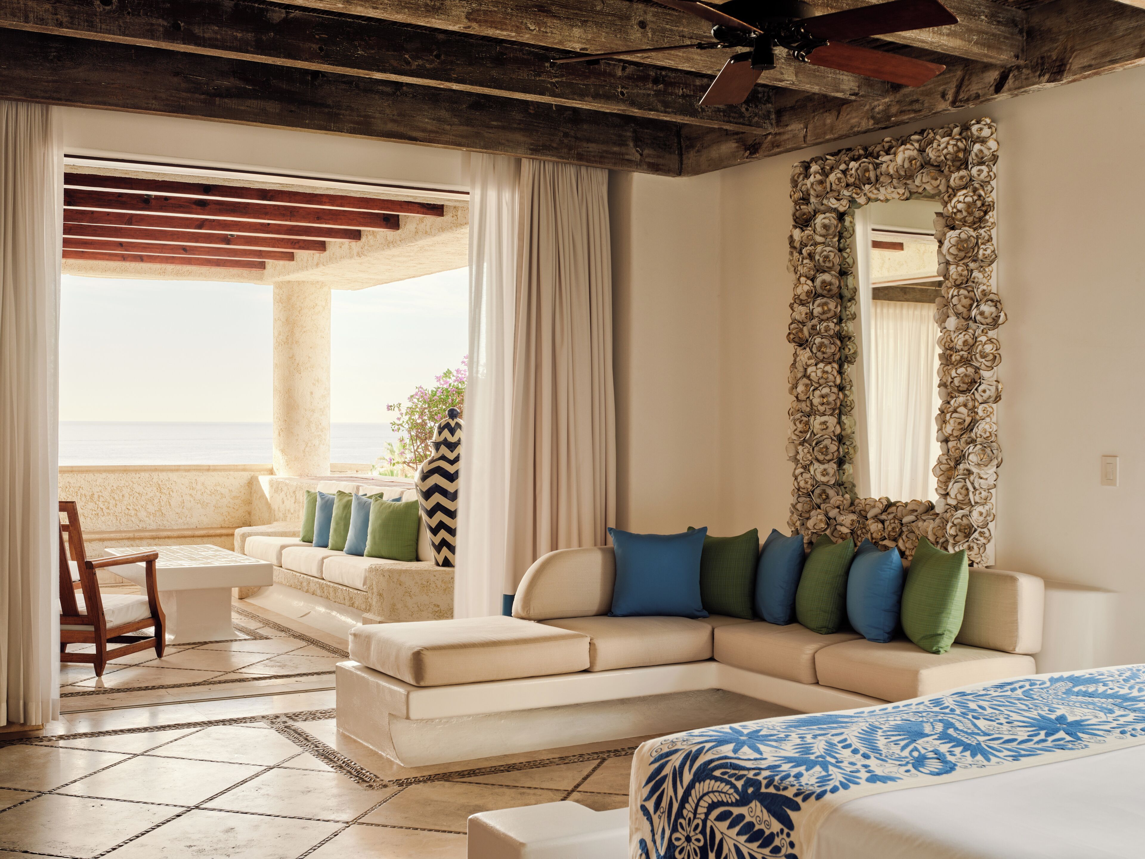 Two Bedroom Oceanview Suite | Egyptiska bomullslakan, sängtillbehör av högsta kvalitet och duntäcken